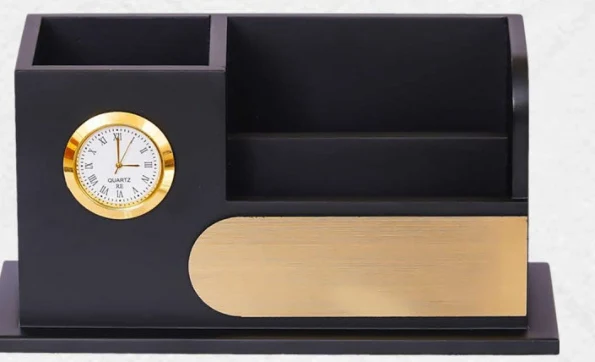 Desk clock and pen stand Desk clock and pen stand